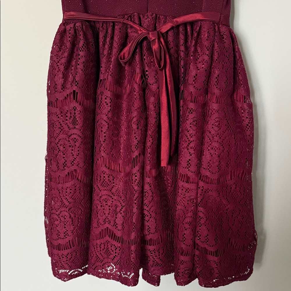 Emily West Burgundy Lace and Sparkle Kids Dress size 7 - NWOT - Picture 6 of 7